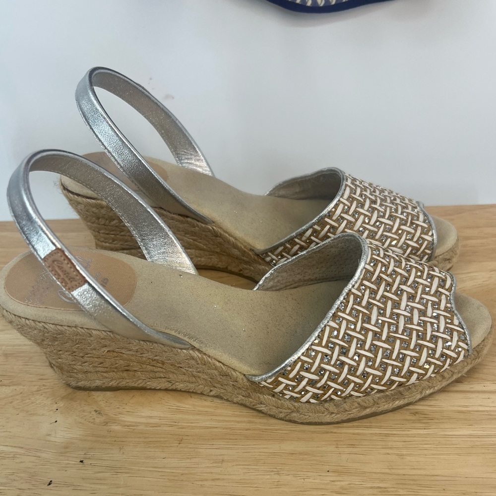 Castell cream and metallic Slingback wedge Sandals SZ 38 Made in Spain